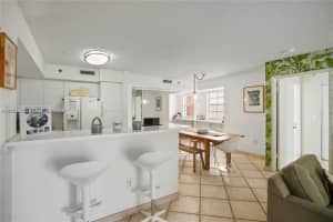 19555 E Country Club Drive 8502, Aventura, Fl 33180, Aventura