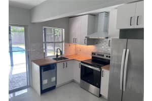 200 SE 19th St, Fort Lauderdale, FL 33316, - MLS#A12017297