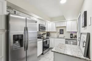 301 Olivewood Pl APT O130, Boca Raton, FL 33431, - MLS#A12017304