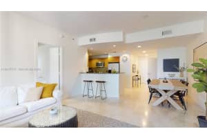 Avenue on Brickell, 1060 Brickell Ave APT 1805, Miami, FL 33131, - MLS#A12017317
