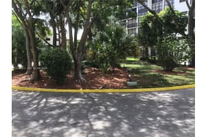 17021 N Bay Rd APT 625, Sunny Isles Beach, FL 33160, - MLS#A12017321