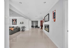 2001 NE 122nd Rd, North Miami, FL 33181, - MLS#A12017340