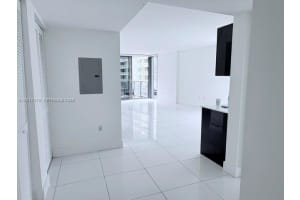 31 SE 6th St APT 2001, Miami, FL 33131, - MLS#A12017376