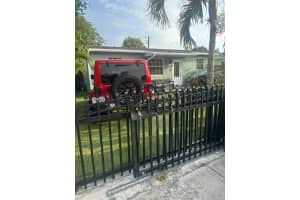 1560 154th Street, North Miami Beach, FL 33162 - MLS#A12017380