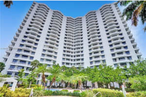 3300 NE 192 St APT 910, Aventura, FL 33180, - MLS#A12017383