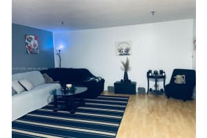 671 Ne 195th St 207-e, Miami