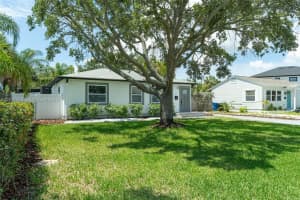 116 85th Ave N, St. Petersburg, FL 33702, - MLS#A12017466