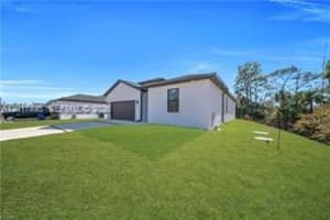 621 Greenbriar Blvd, Lehigh Acres, FL 33972, - MLS#A12017495