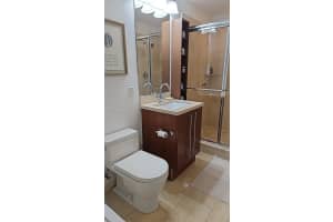 79 SW 12th St Apt 3711-S, Miami, FL 33130, - MLS#A12017507