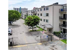 5501 NW 7th St APT E412, Miami, FL 33126, - MLS#A12017589