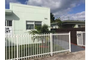 745 81st St #3, Miami Beach, FL 33141, - MLS#A12017686