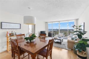 7601 E Treasure Dr APT 2001, North Bay Village, FL 33141, - MLS#A12017723