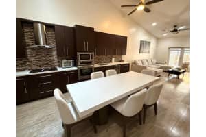 1242 NE 32nd Ave, Homestead, FL 33033, - MLS#A12017750