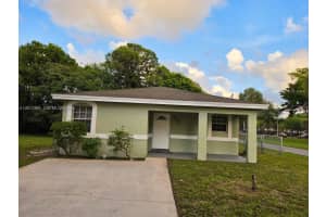 700 Nw 19th Ter, Fort Lauderdale