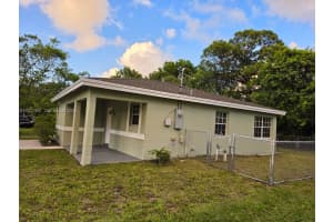 700 NW 19th Terrace, Fort Lauderdale, FL 33311, - MLS#A12017781