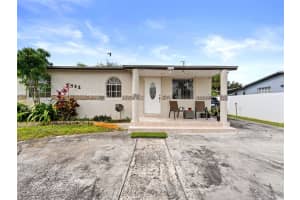 6432 Perry St, Hollywood, FL 33024, - MLS#A12017809