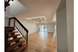 9717 N New River Canal Rd APT 406, Plantation, FL 33324, - MLS#A12017825