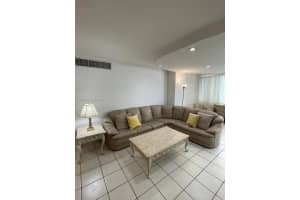 5005 Collins Ave APT 424, Miami Beach, FL 33140, - MLS#A12017835