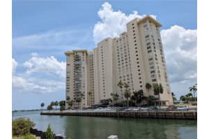 11111 Biscayne Blvd 7e, Miami