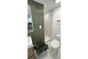 3052 SW 27th Ave APT 102, Miami, FL 33133, - MLS#A12017891