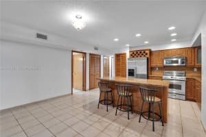 7811 SW 9th Terrace, Miami, FL 33144, - MLS#A12017911