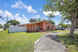 3405 E Shore Rd, Miramar, FL 33023, - MLS#A12017939