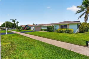 1891 NW 40th Ct, Oakland Park, FL 33309, - MLS#A12017940