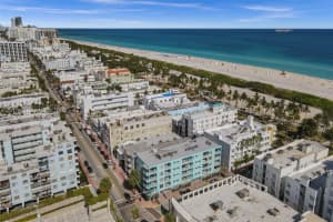 713 Collins Ave APT 42, Miami Beach, FL 33139, - MLS#A12017960