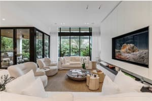 1092 N Venetian Dr, Miami Beach, FL 33139, - MLS#A12018036