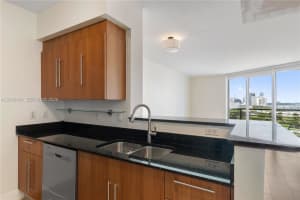 325 S Biscayne Blvd #1718, Miami, FL 33131, - MLS#A12018104