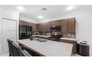 4909 NW 59th St, Tamarac, FL 33319, - MLS#A12018134