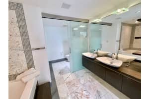 200 Biscayne Blvd Way APT 3110, Miami, FL 33131, - MLS#A12018182