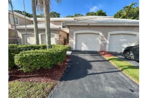 2042 Madeira Dr, Weston
