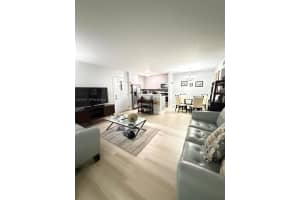 761 NE 199th St APT 102, Miami, FL 33179, - MLS#A12018227