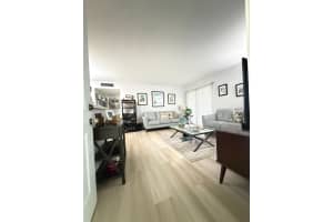761 NE 199th St APT 102, Miami, FL 33179, - MLS#A12018227