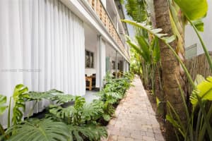 1551 Lenox Ave. APT 8, Miami Beach, FL 33139, - MLS#A12018293