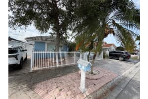 13965 SW 10th St, Miami, FL 33184, - MLS#A12018441