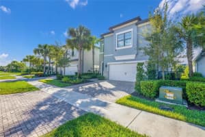 2454 Primrose Pl, Oakland Park