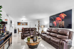 8511 NW 8th St APT 309, Miami, FL 33126, - MLS#A12018479