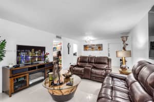 8511 NW 8th St APT 309, Miami, FL 33126, - MLS#A12018479