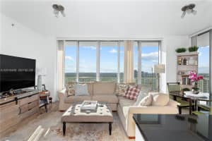 1111 SW 1st Ave Apt 2925-N, Miami, FL 33130, - MLS#A12018485