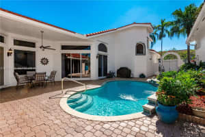 1220 SW 150th Terrace, Pembroke Pines, FL 33027, - MLS#A12018492