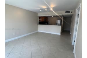 345 Ocean Dr APT 305, Miami Beach, FL 33139, - MLS#A12018516