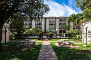 1950 W 54th St APT 412, Hialeah, FL 33012, - MLS#A12018558