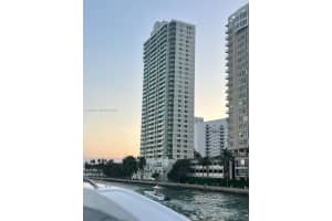 800 Claughton Island Dr APT 402, Miami, FL 33131, - MLS#A12018567