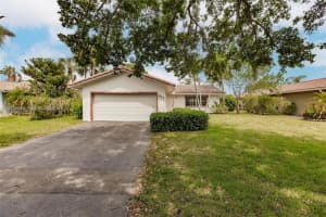 827 Nw 87th Ave, Coral Springs