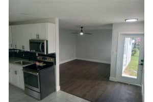 1070 NW 23rd Rd, Fort Lauderdale, FL 33311, - MLS#A12018599