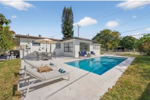 190 NE 173rd St, Miami, FL 33162, - MLS#A12018614
