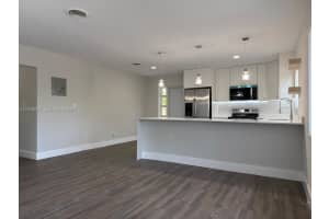 600 NW 18th St w 2, Fort Lauderdale, FL 33311, - MLS#A12018664