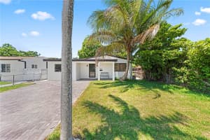 7515 SW 32nd St, Miami, FL 33155, - MLS#A12018711